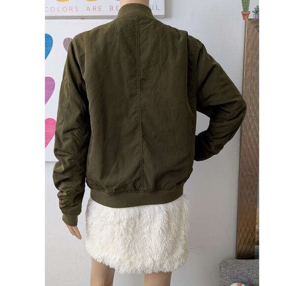 outerwear by cotton:on bomber jacket 8 - Picture 4 of 8